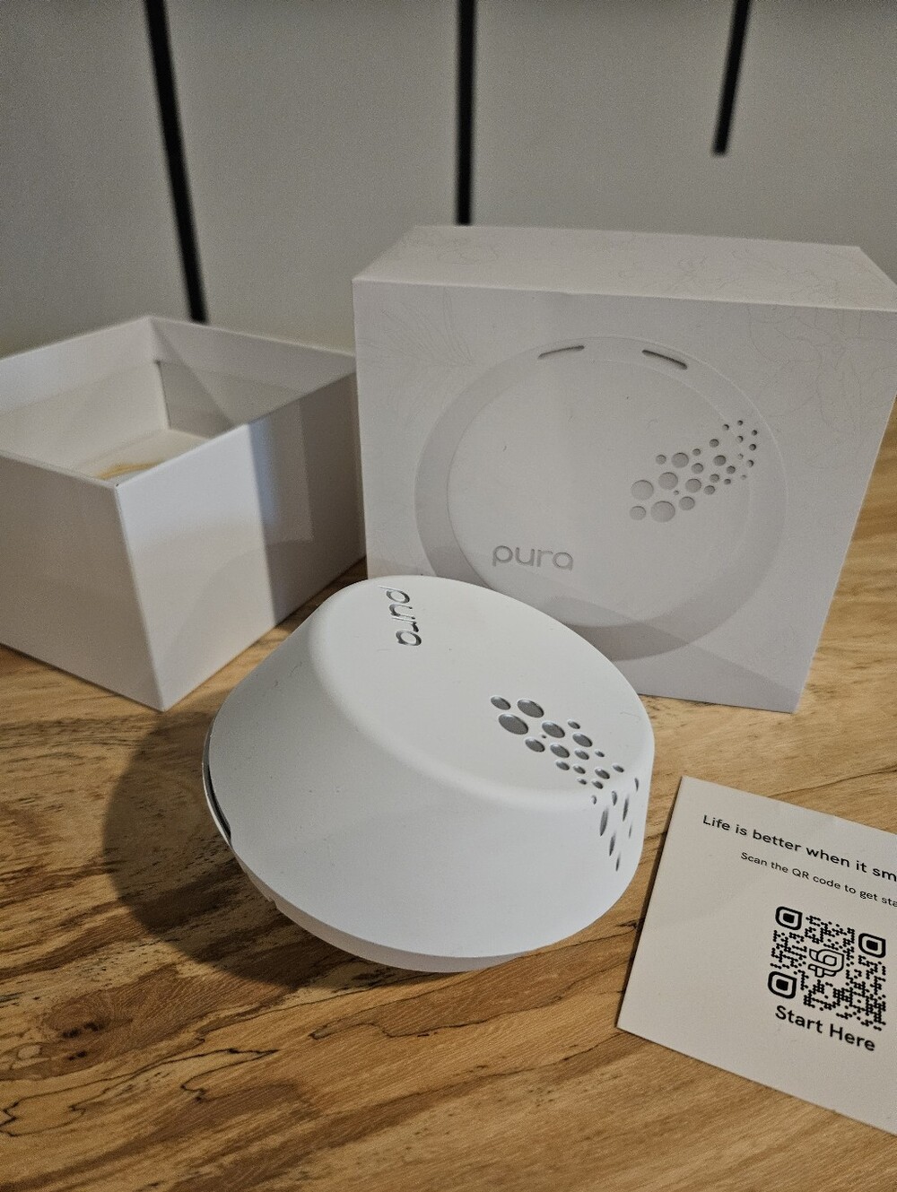 Pura Plug In Diffuser - Picture 3 of 3